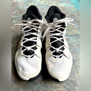 NIKE Kyrie 7 TB White/Black Men’s Size 12